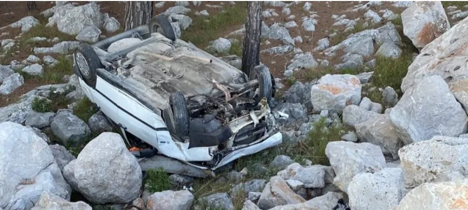 Kızıldağ Yaylasında Seyir Halindeki Otomobil Uçuruma Yuvarlandı.