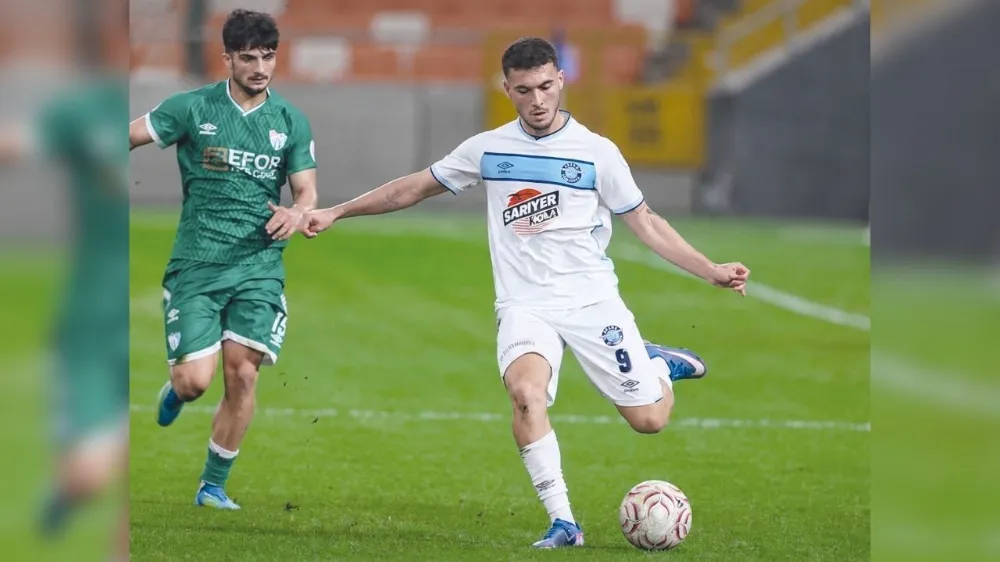 Adana Demirspor, sahasında karşılaştığı Erbaaspor’a 3-0 mağlup oldu.